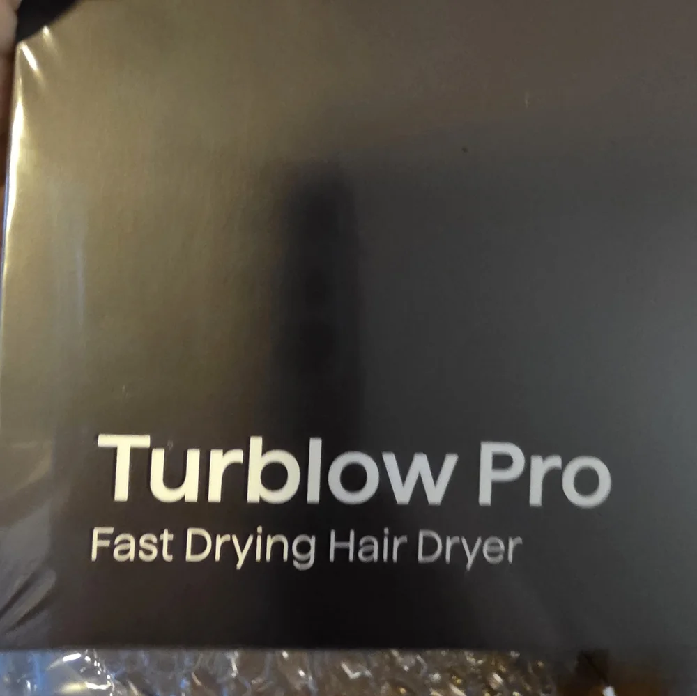 Wavytalk Pink Hair Dryer - Picture 12 of 13